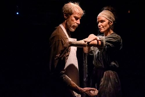 Picture of Diana Bentley and Jonathan Young in Knives in Hens